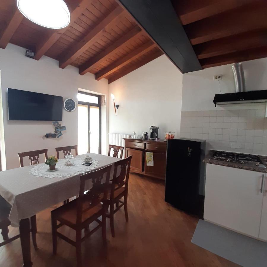 Loft Trabucco - In The Heart Of Salo City Center, Lake View, 4 Rooms Exterior photo